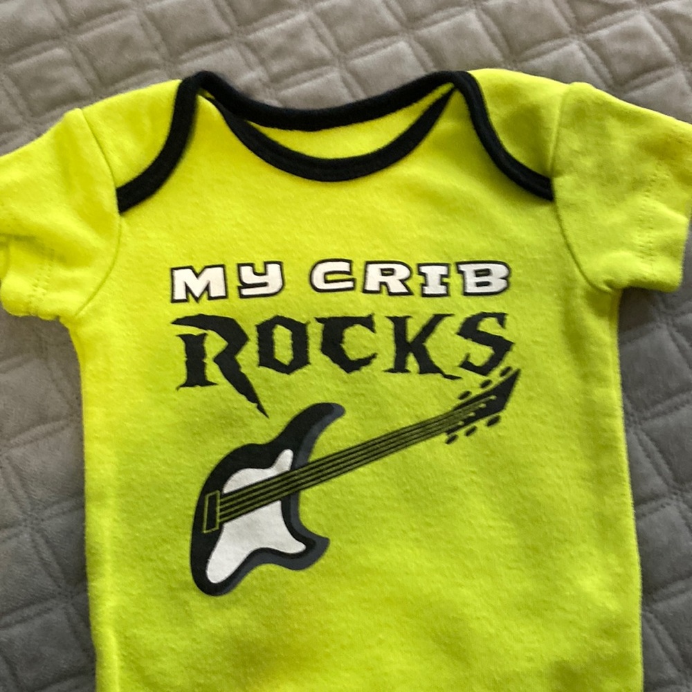My Crib Rocks onesie size 0-3